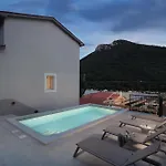 Porto Ventisette